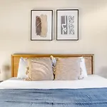 San Jose 1Br W Gym Roof Wd Nr Highways Sfo-1270