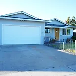Spacious San Jose Lux 3Br: Prime Location