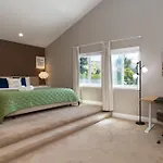 # Marbella Lane - Blissful 4Br Home W-Pool In Sj