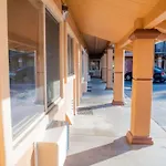 Traveler\'S Rest Motel