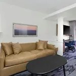 Fairfield Inn And Suites By Marriott San Jose Airport
