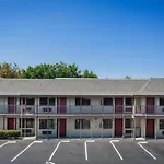 Alura Inn