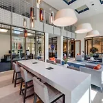 Global Luxury Suites At Epic Way