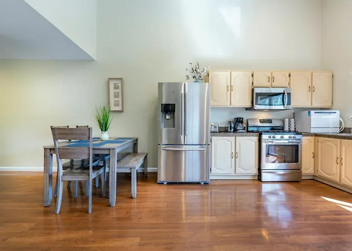 @ Marbella Lane 3Br House In Downtown San Jose