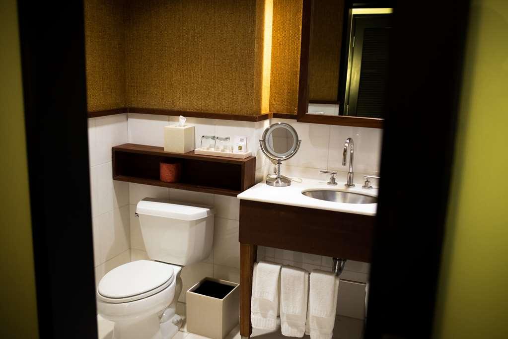 Hotel Valencia Santana Row 4*