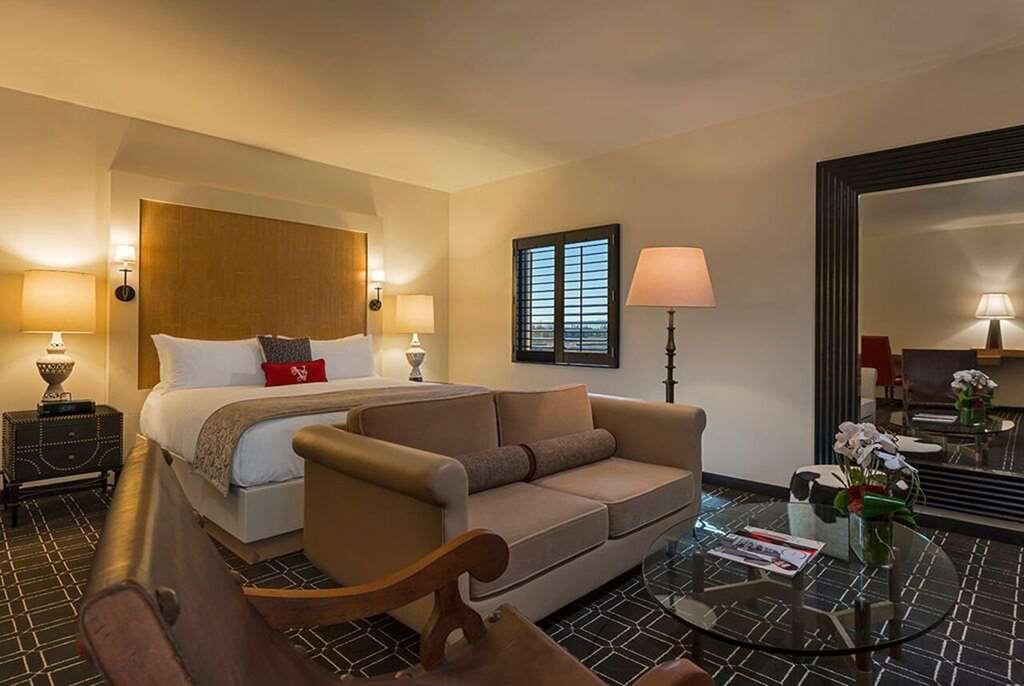 Valencia Santana Row Hotel