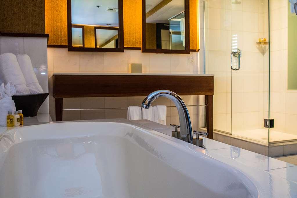 Valencia Santana Row Hotel 4*