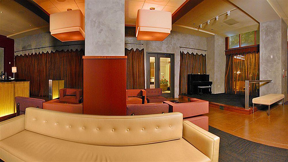 Four Points By Sheraton Downtown Hotel 3*