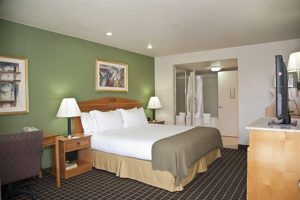 Hotel Surestayplus By Western San Jose