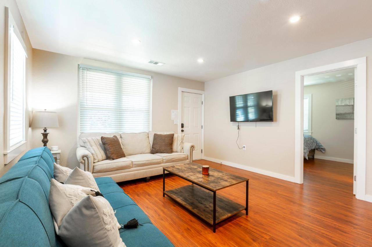 @ Marbella Lane 3br Upper Level House In Downtown San Jose