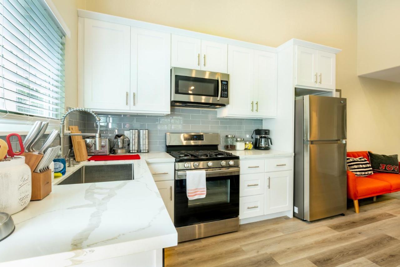 @ Marbella Lane New!3br House In Downtown Holiday home *