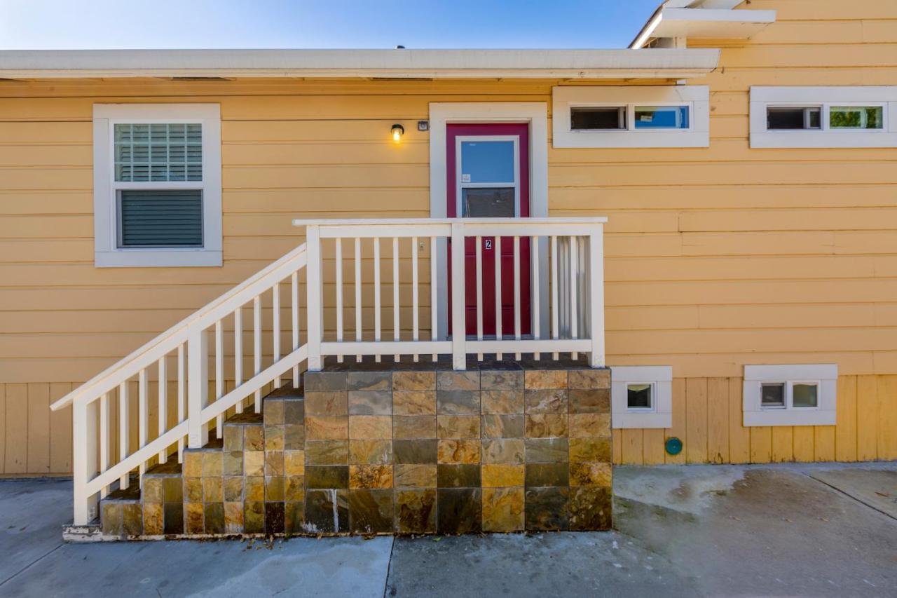 Apartment @ Marbella Lane 2br Lower Level House In Downtown