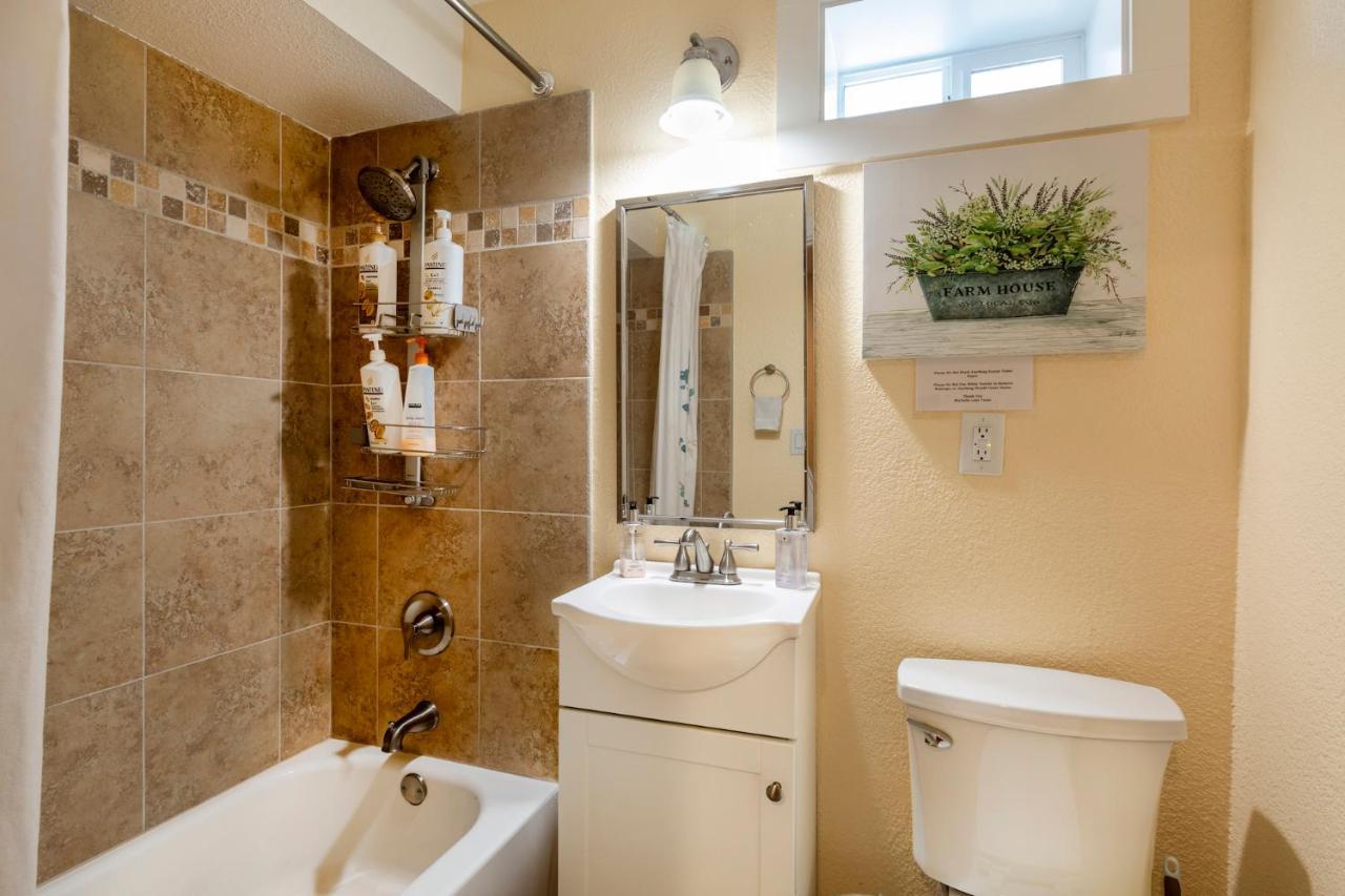 Apartment @ Marbella Lane 2br Lower Level House In Downtown