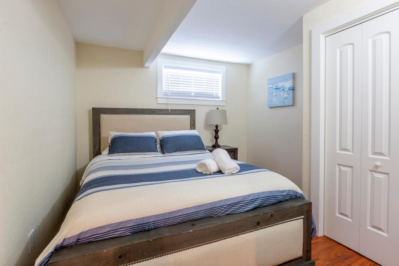 @ Marbella Lane 2br Lower Level House In Downtown