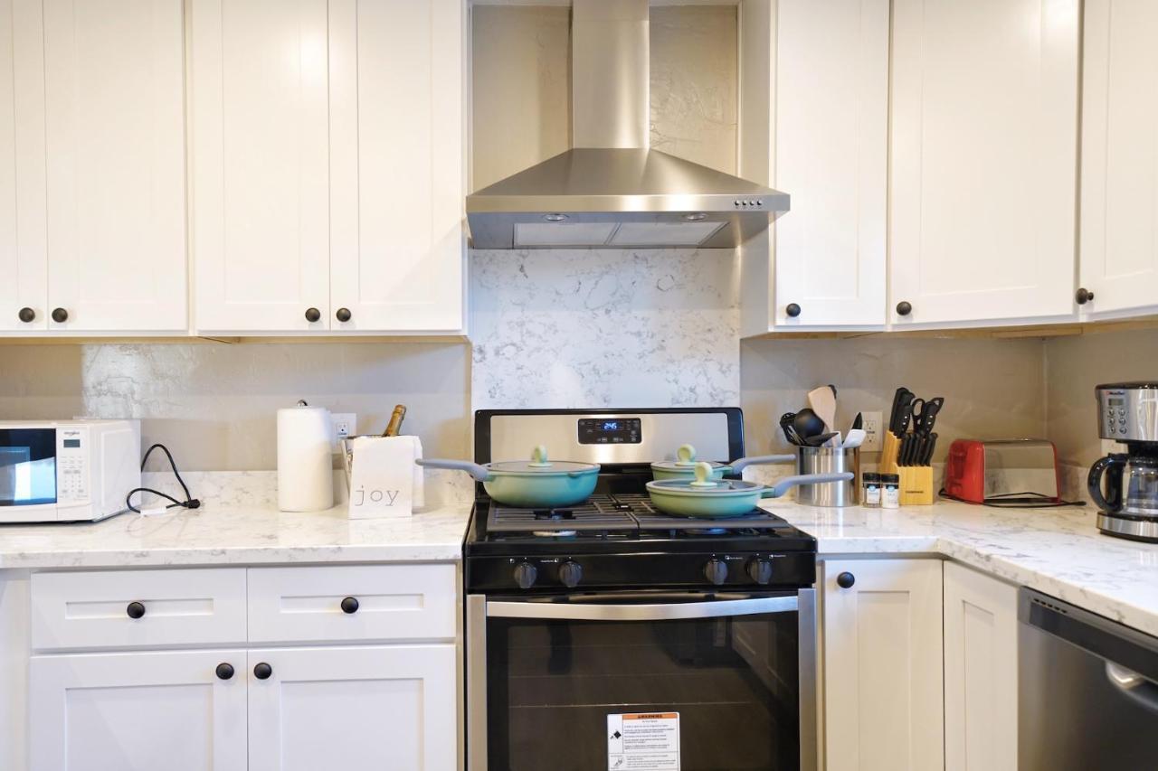 @ Marbella Lane - 3br Sfr 2floor Dtwn Sj Ldry Holiday home San Jose