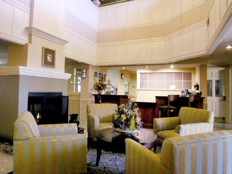 Sonesta Es - Airport Hotel 3*