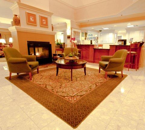 Hotel Sonesta Es - Airport 3*