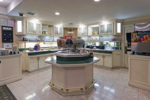 Hotel Sonesta Es - Airport 3*