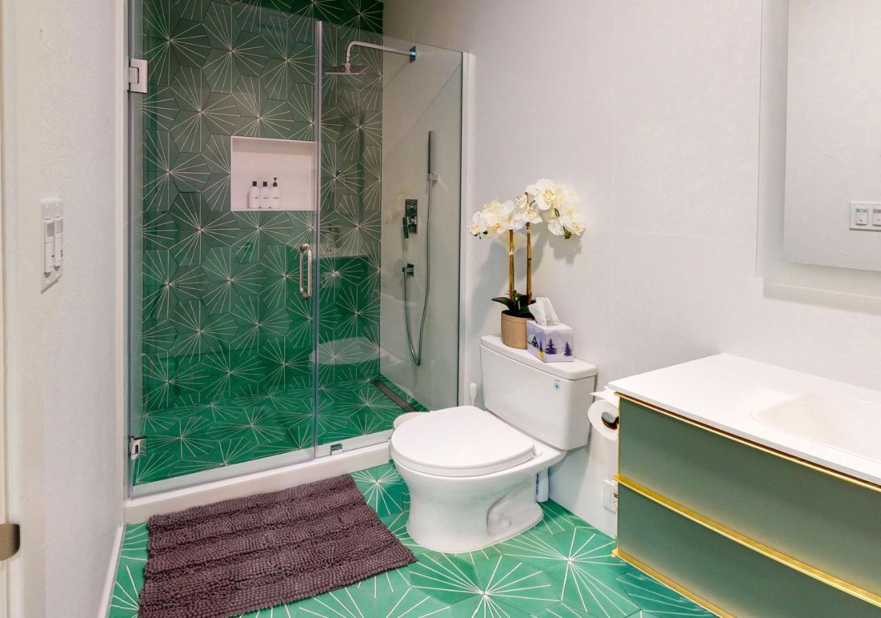 @ Marbella Lane - Sj Designer 3br Ldry+p Holiday home