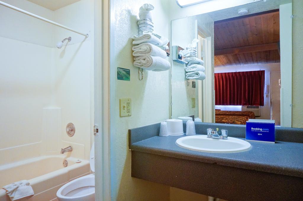 Motel Ez 8 I 2*