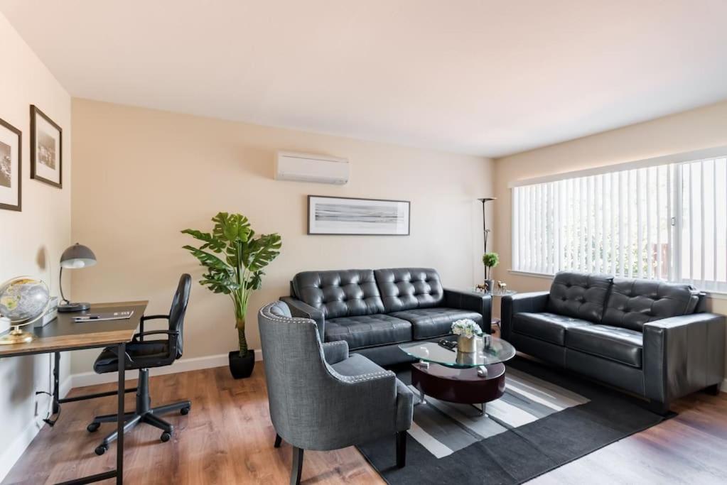 Posh Near Santana Row For Vacation/business