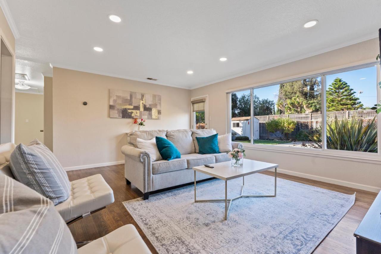 @ Marbella Lane - 3br Suburban Escape *
