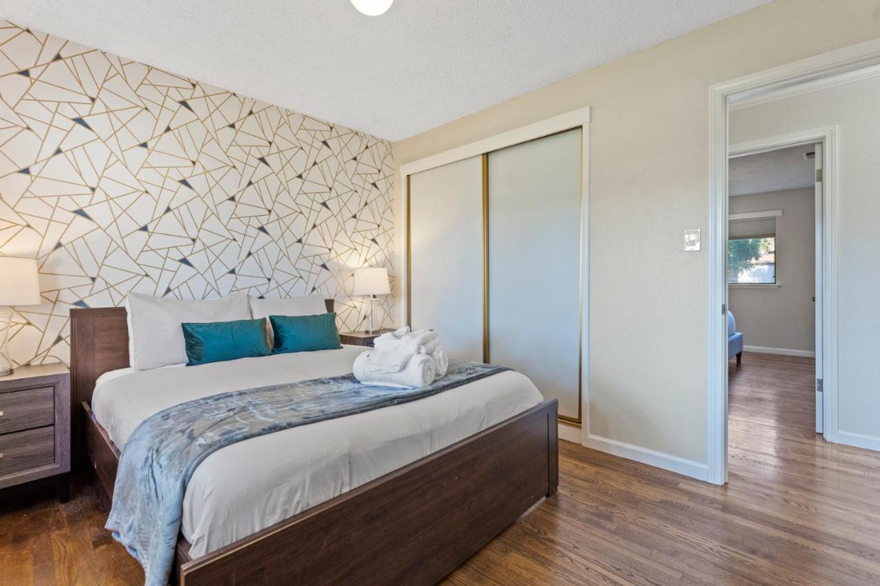 Holiday home @ Marbella Lane - 3br Suburban Escape