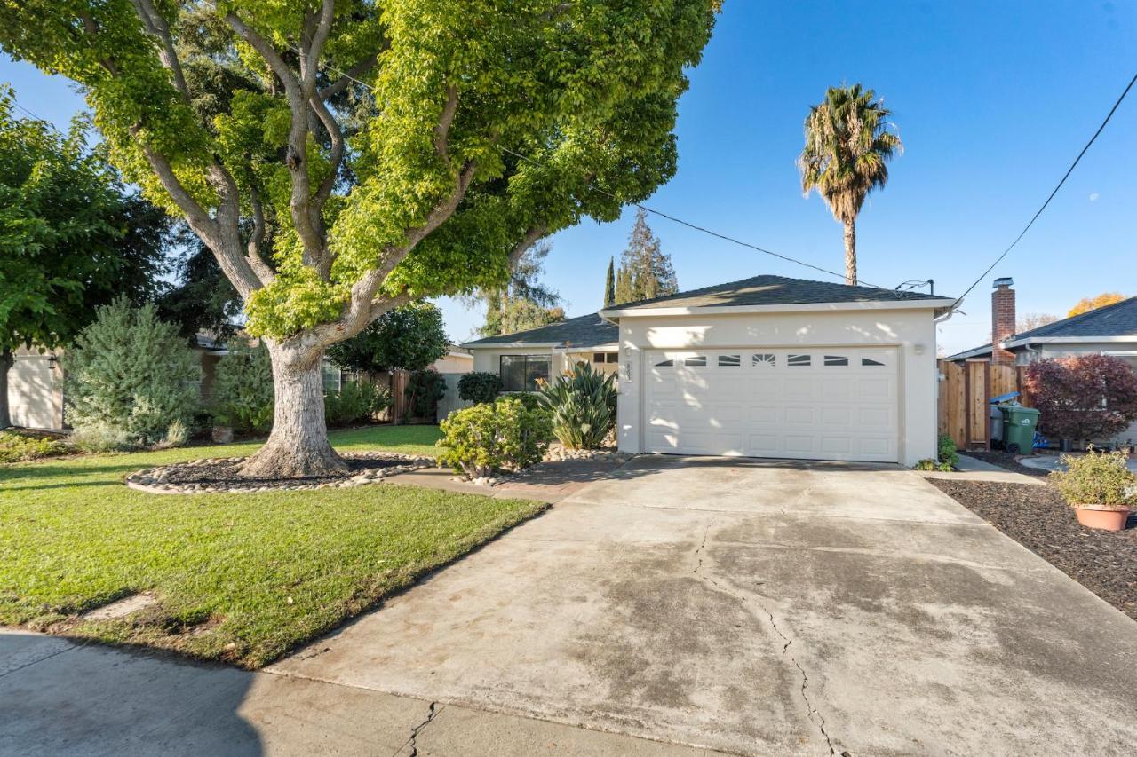 @ Marbella Lane - 3br Suburban Escape *