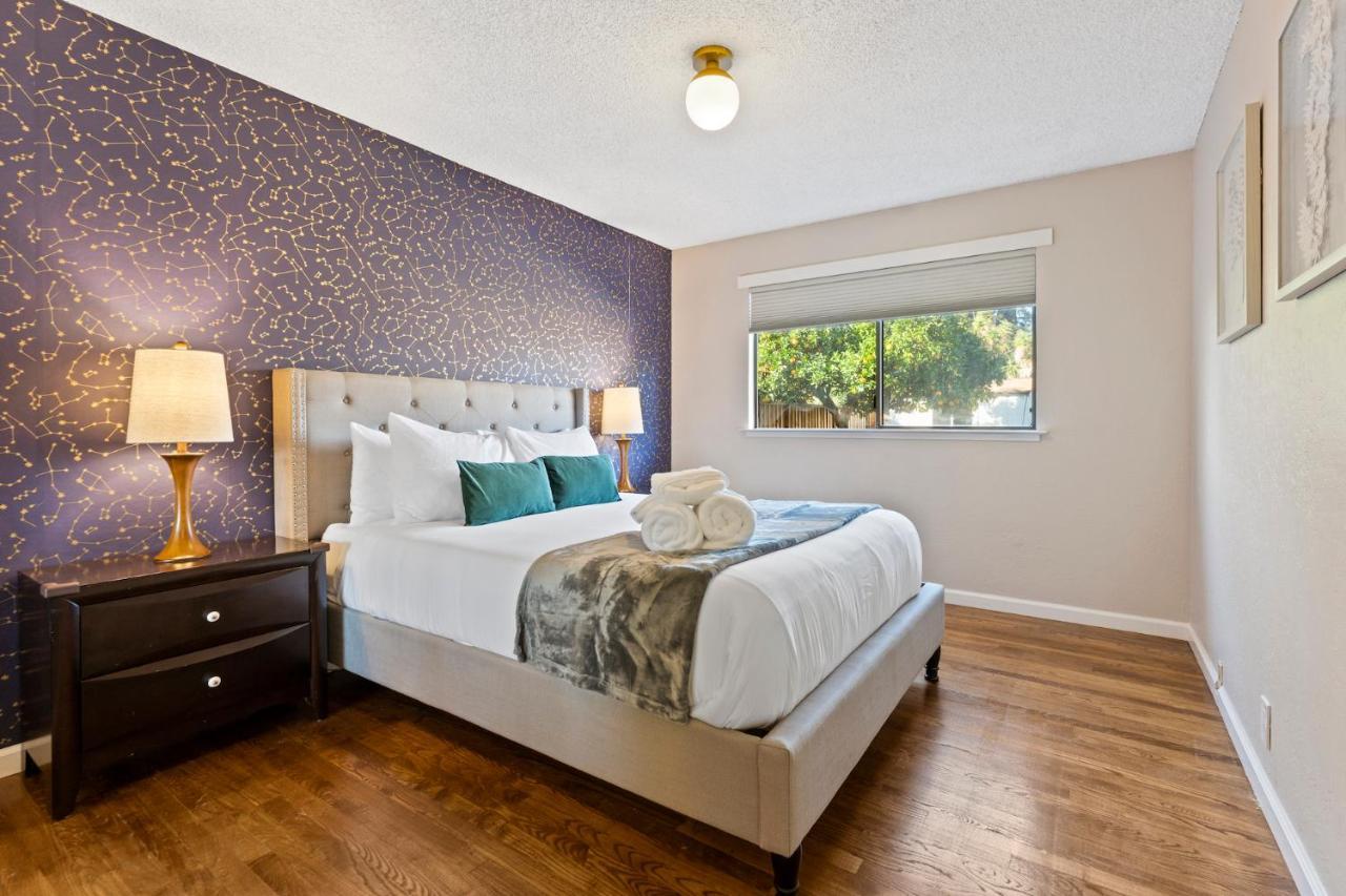 @ Marbella Lane - 3br Suburban Escape