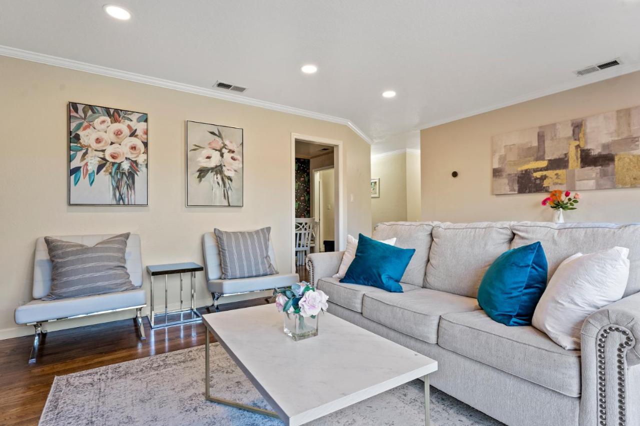 Holiday home @ Marbella Lane - 3br Suburban Escape