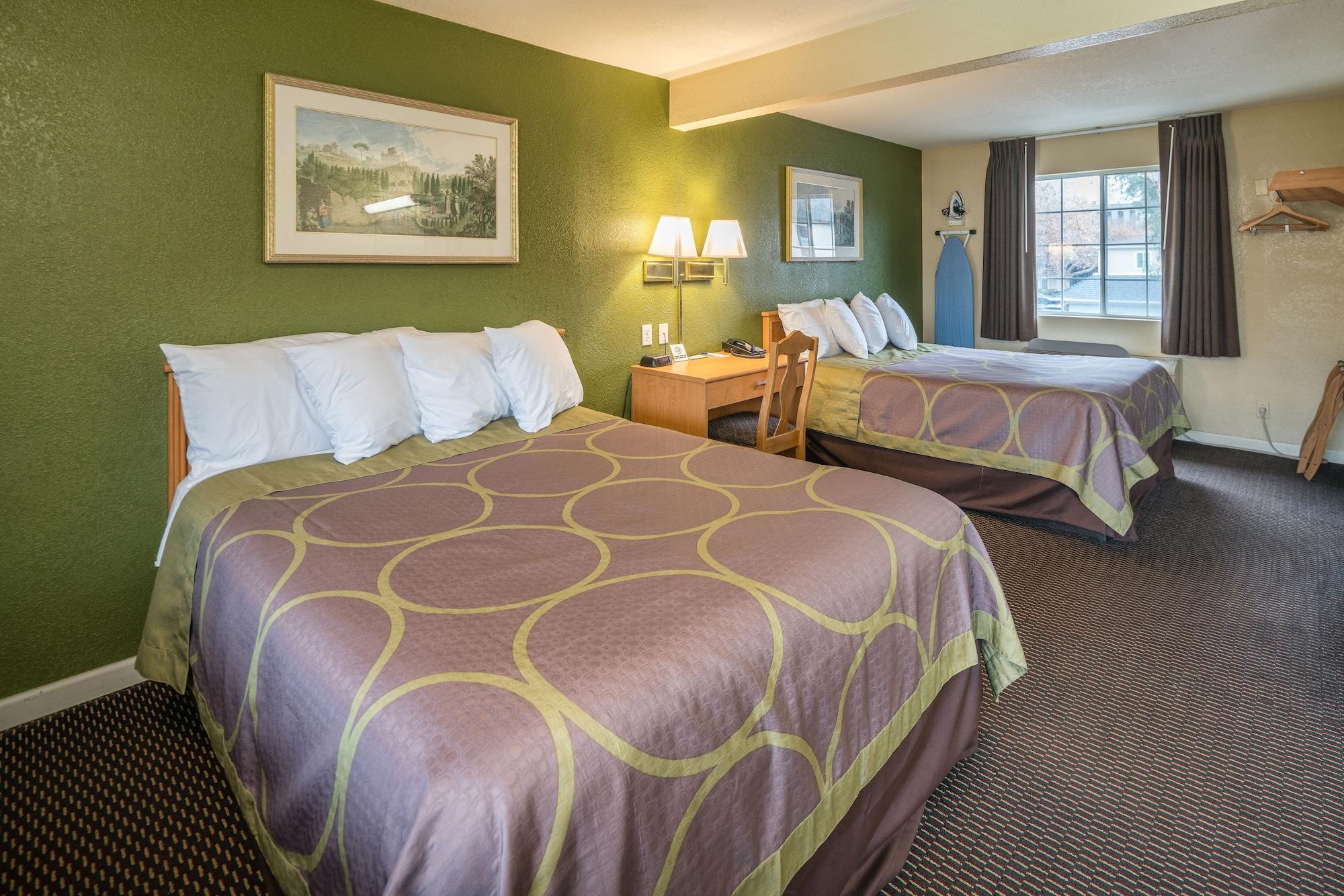 Rose Garden - Airport Hotel
