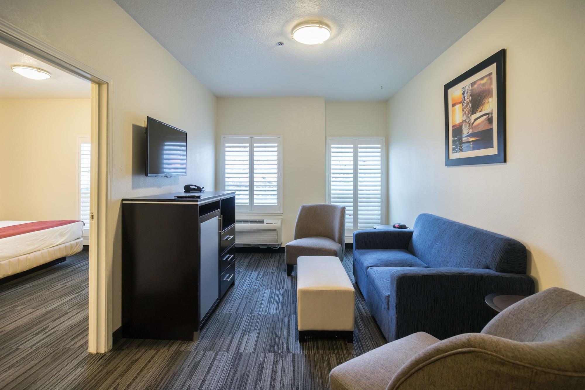 Arena Hotel 3*
