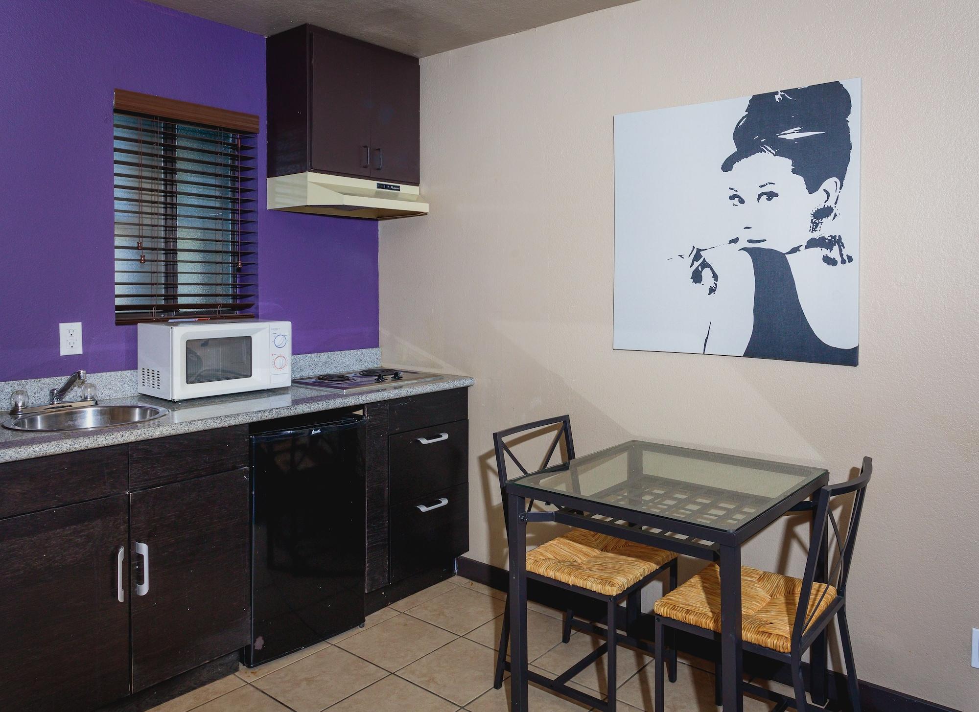 Motel Alura 2*