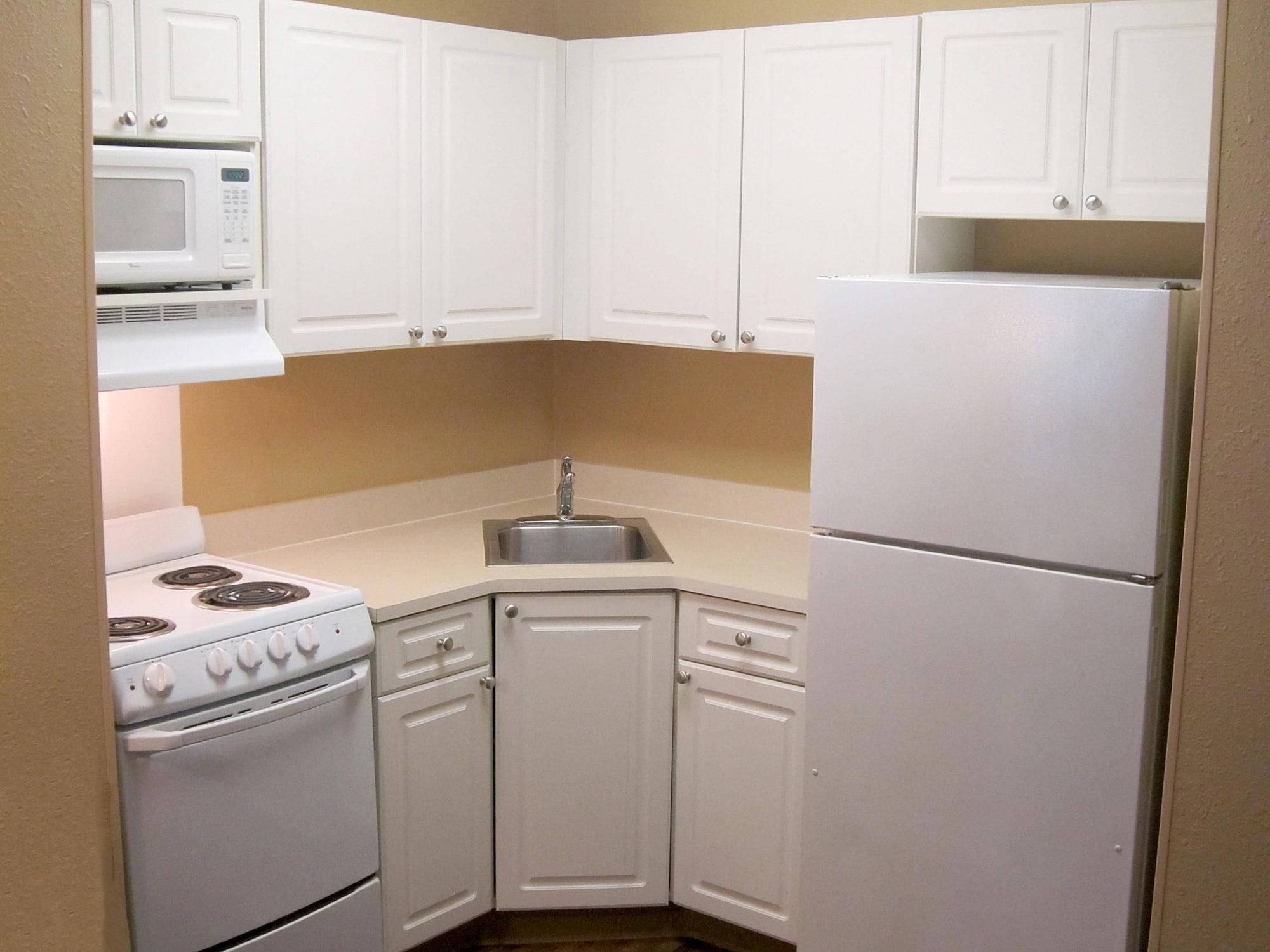 Extended America - - Edenvale - South San Jose