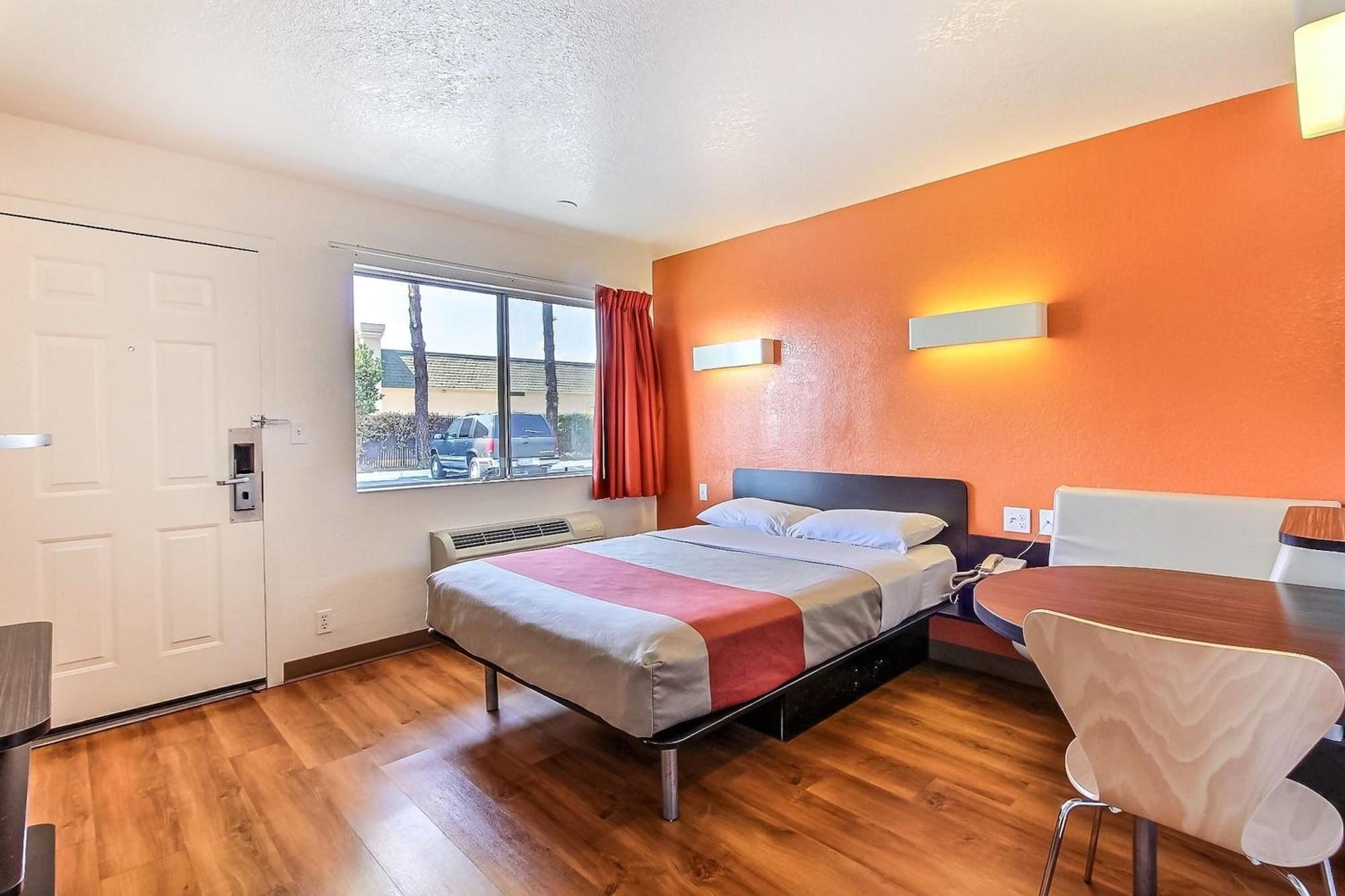 Park By Radisson, Inn