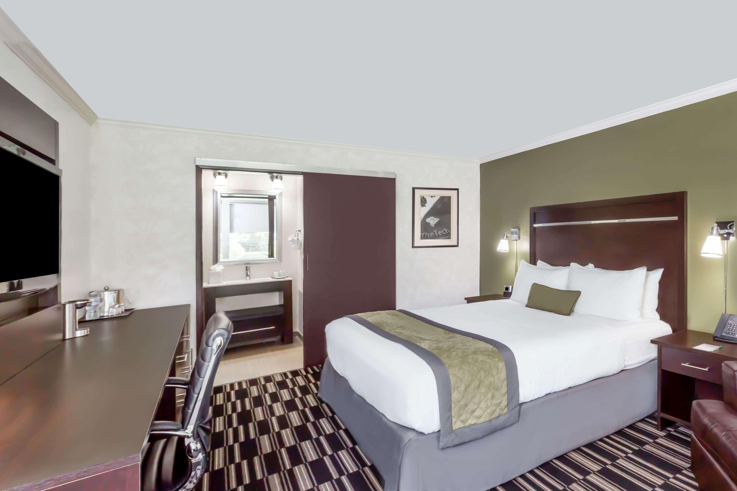 Hotel Wyndham Garden Airport
