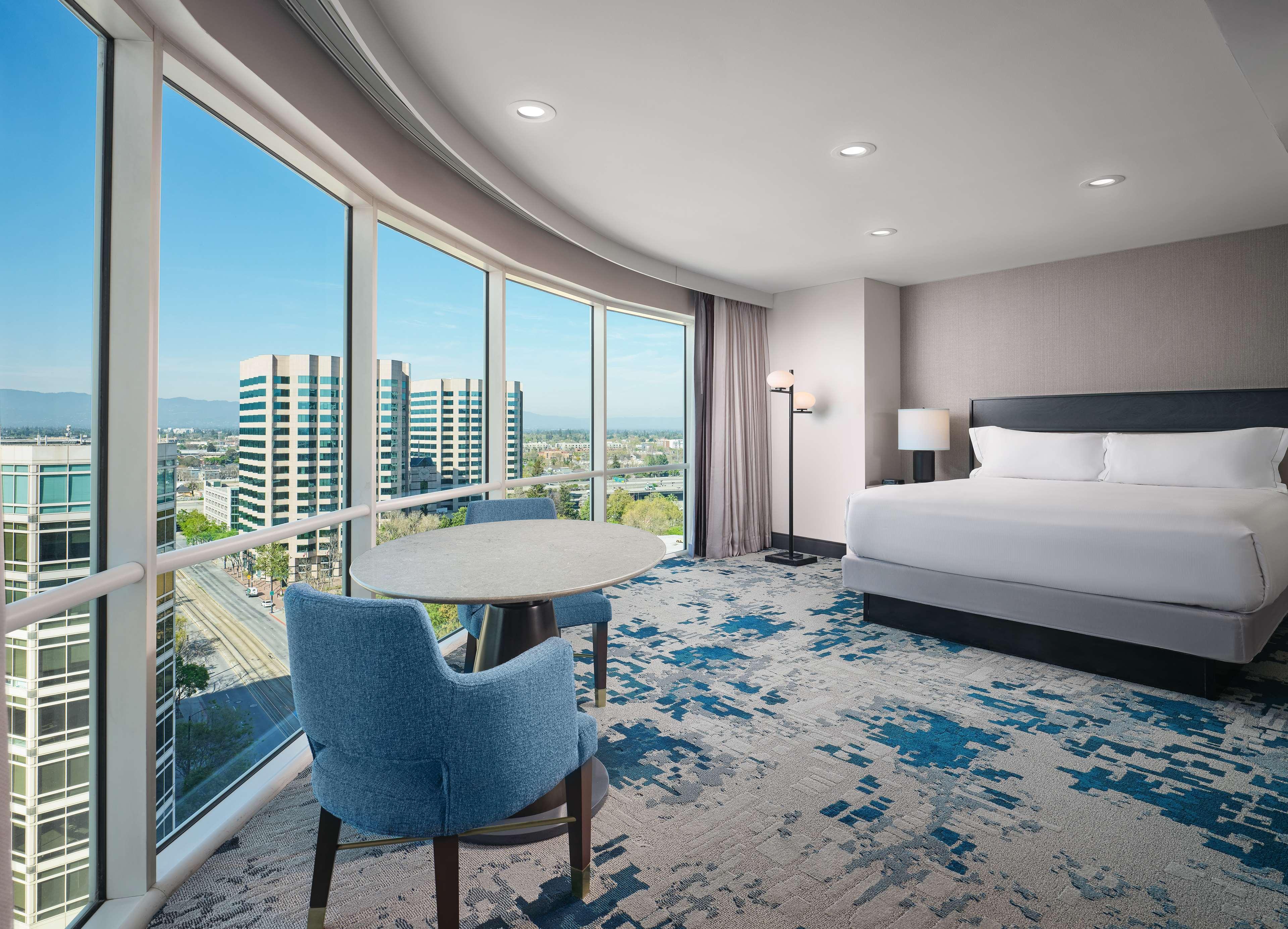 Hilton 4*