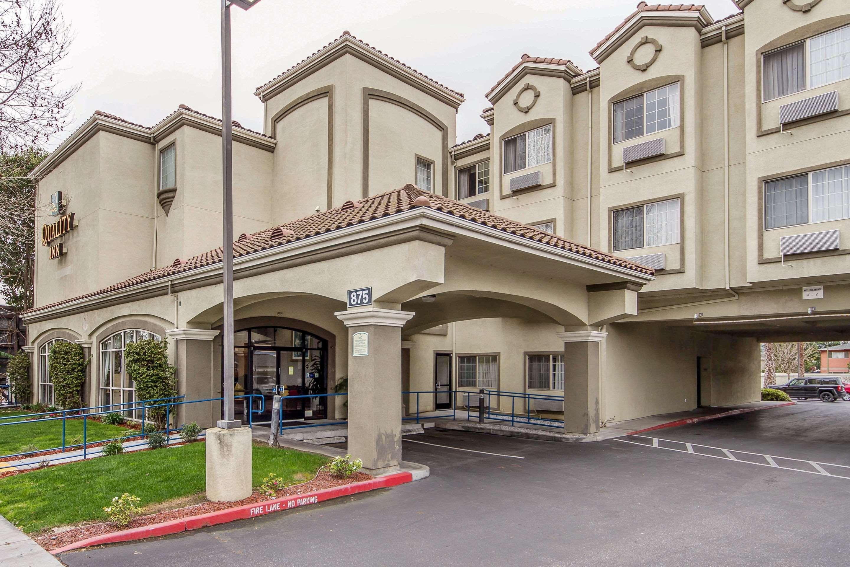 Comfort International Airport Inn