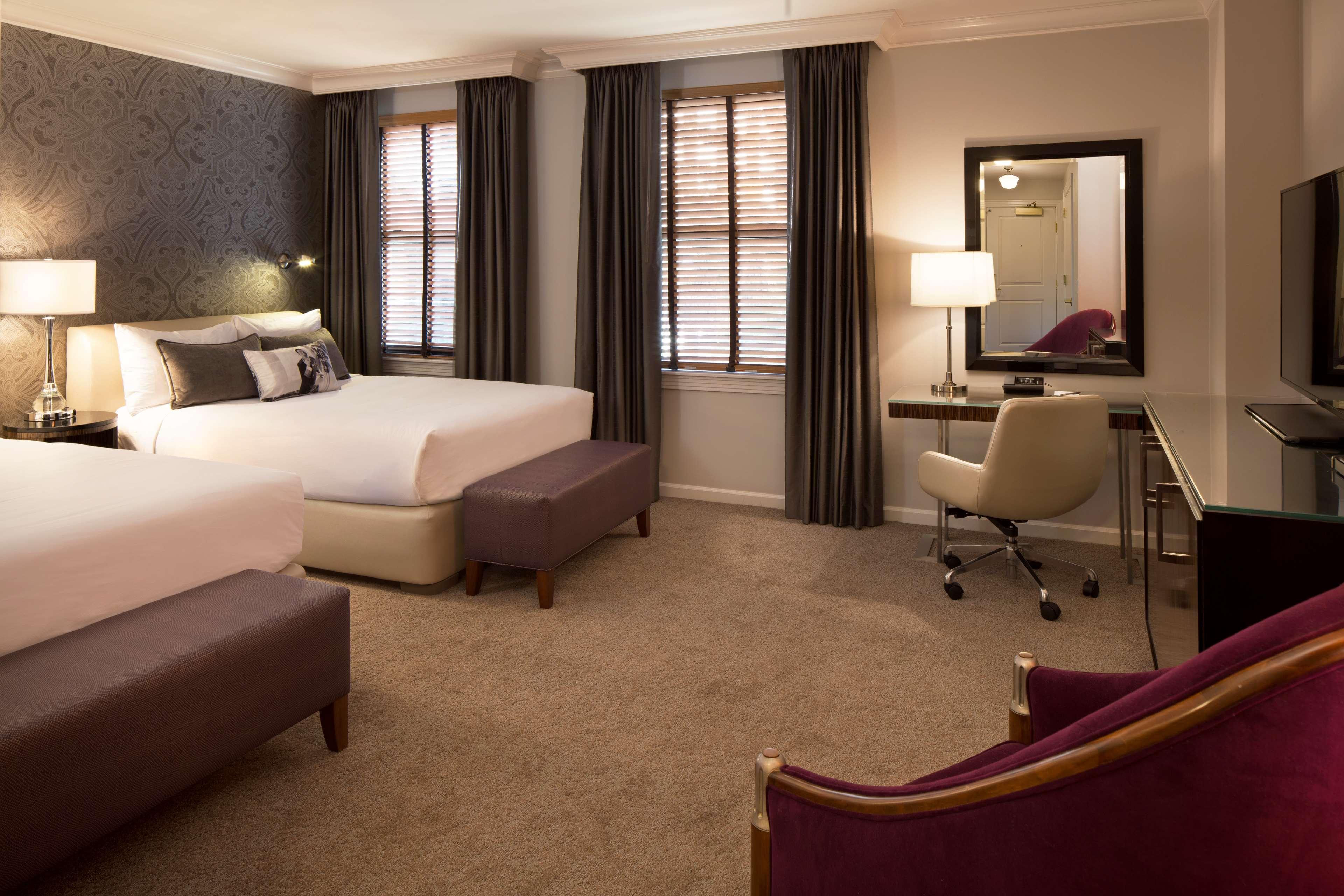 Hotel De Anza 4*