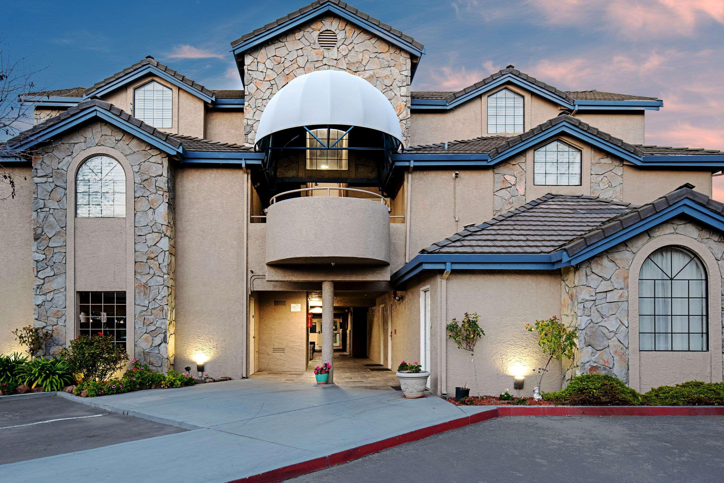 Clarion Silicon Valley 3*