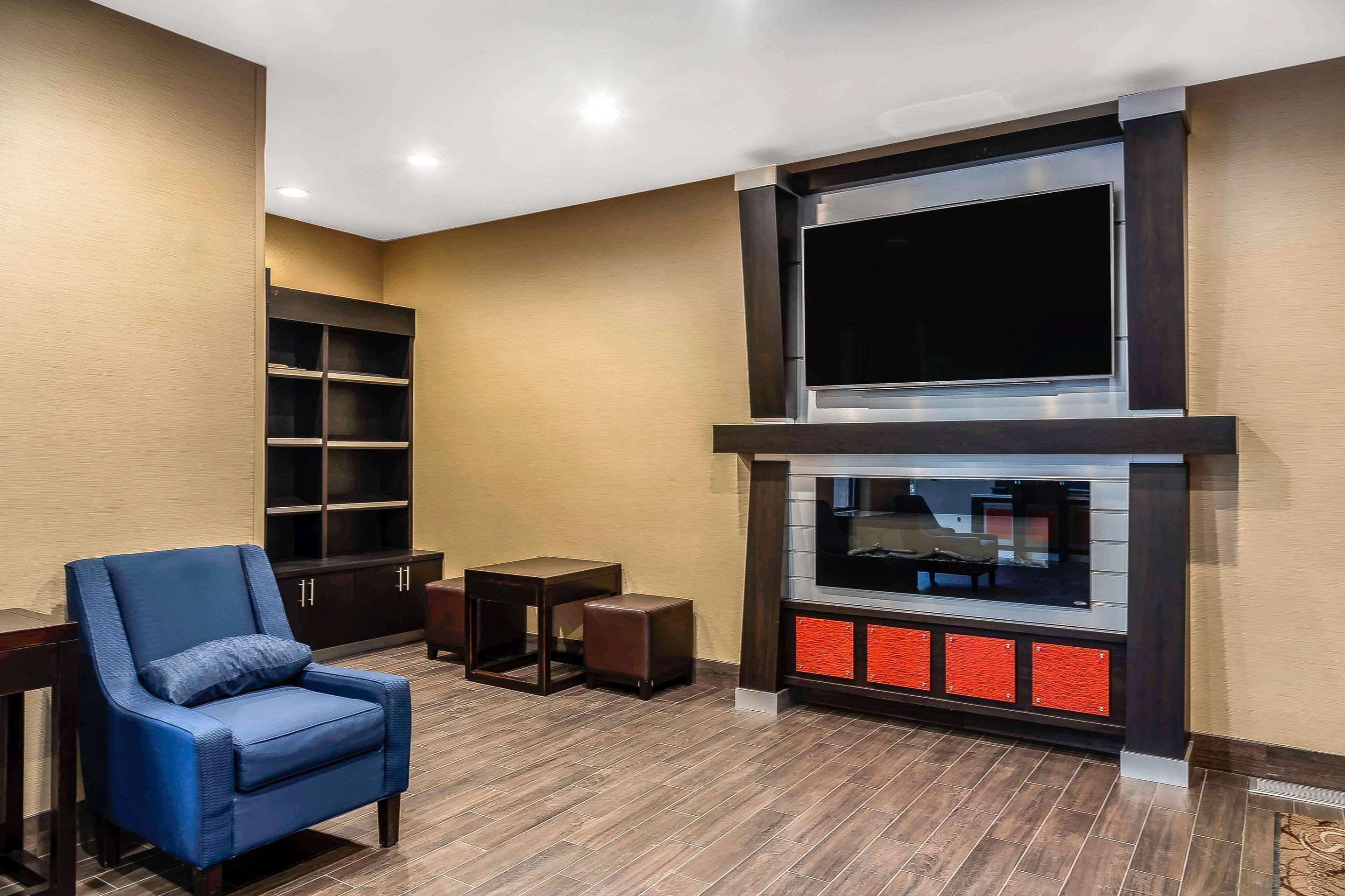 Hotel Comfort Airport
