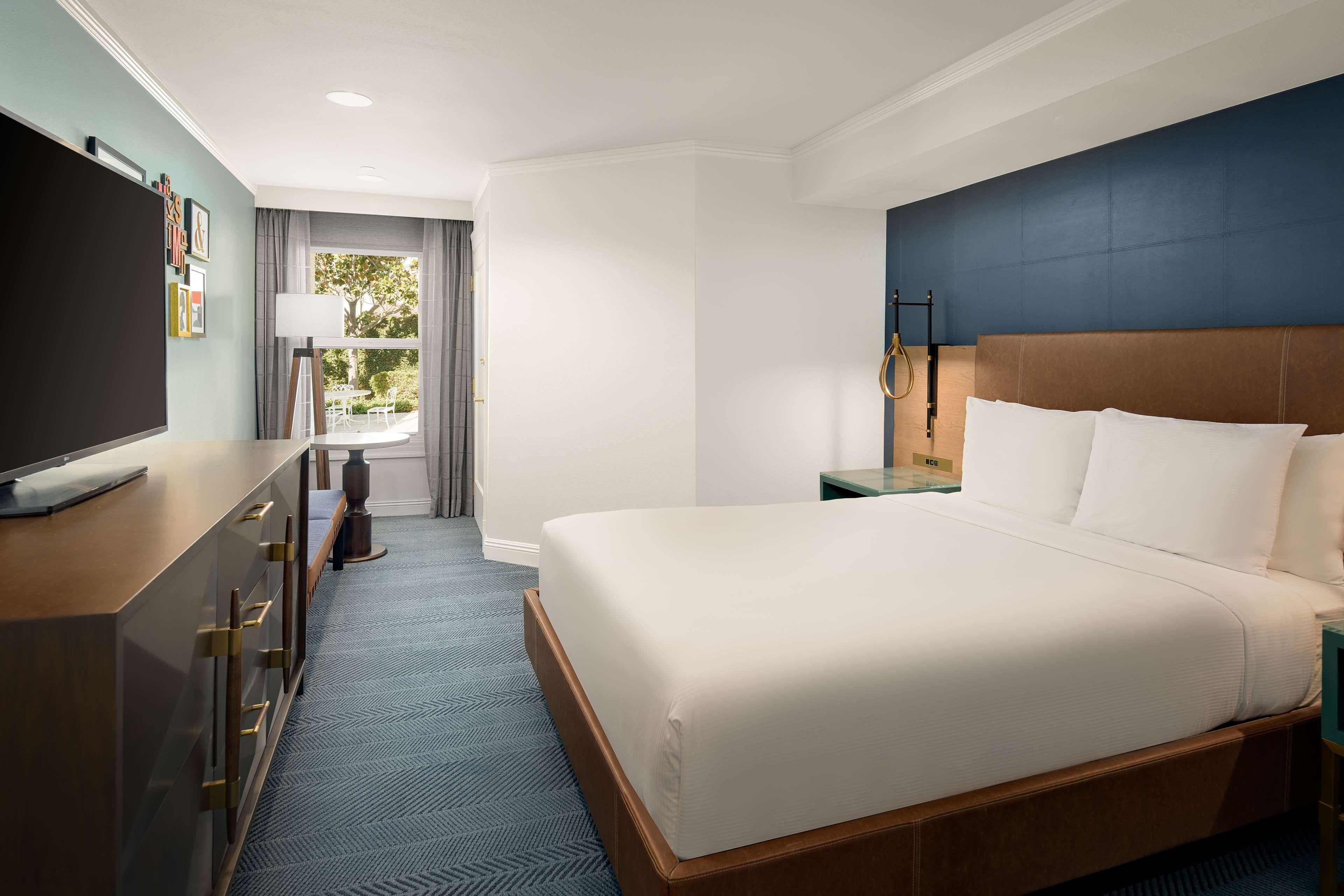 Hayes Mansion San Jose, Curio Collection By Hilton Hotel