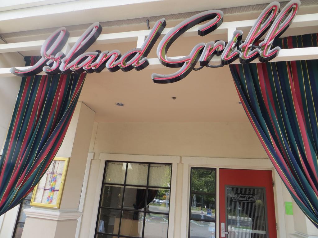 Wyndham Garden Airport Hotel