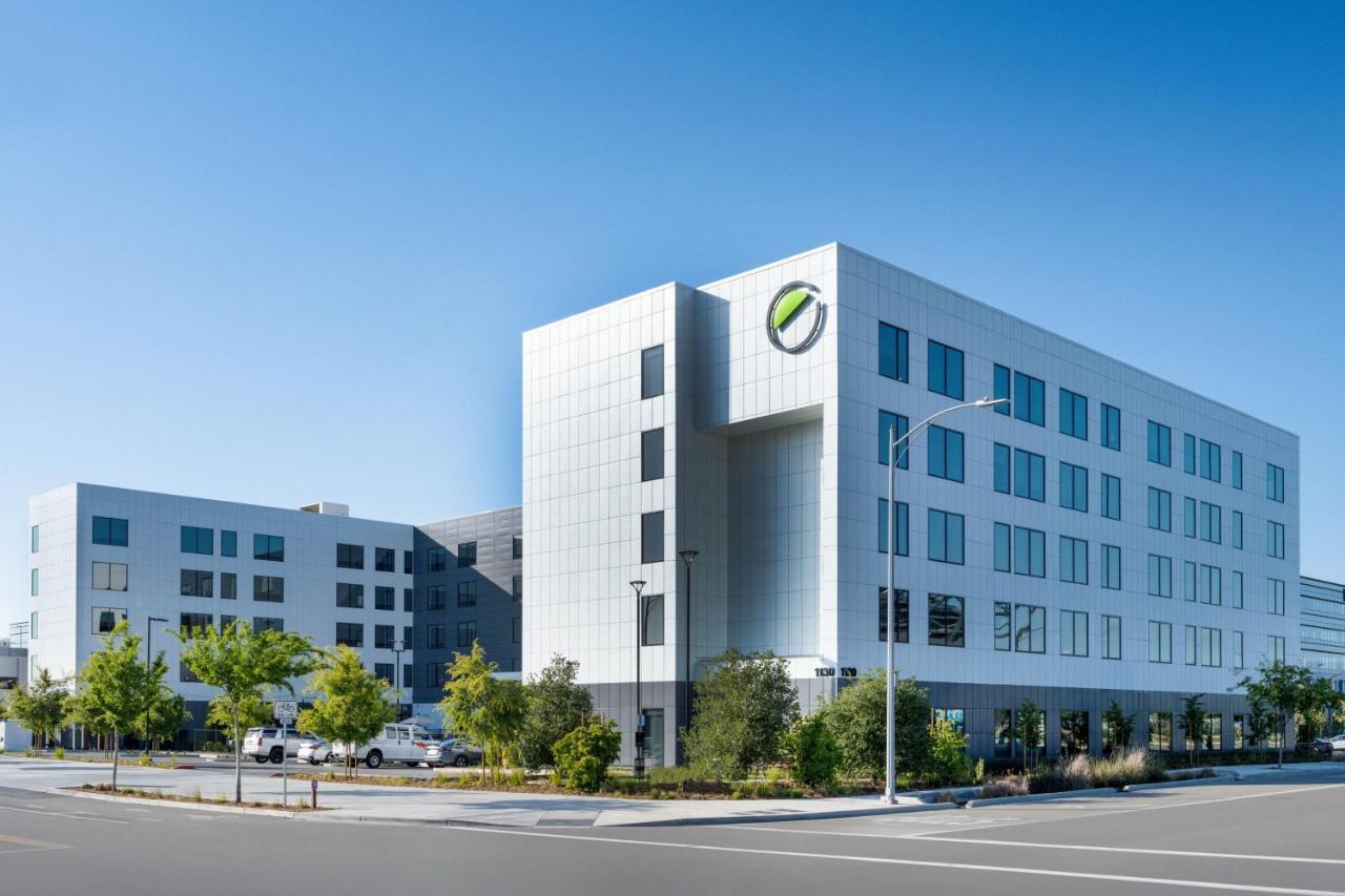 Hotel Element Airport San Jose