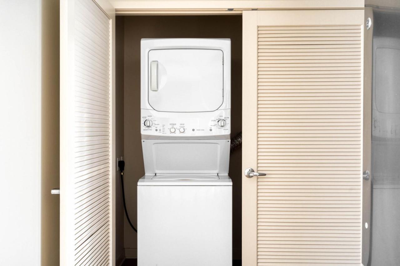 Apartment 1br W Gym Roof Wd Nr Highways Sfo-1270