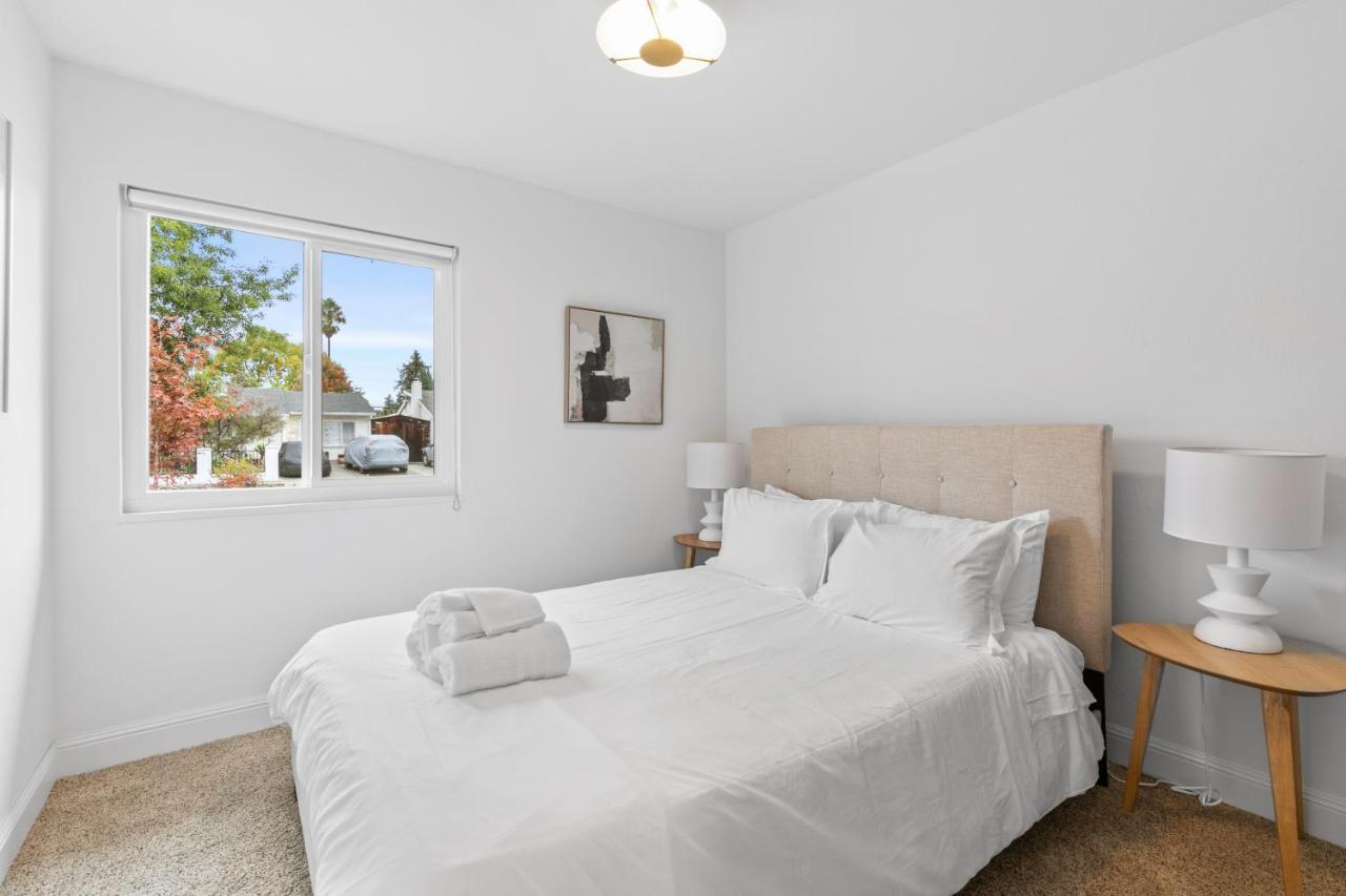 @ Marbella Lane - Fresh And Vibrant 3br *