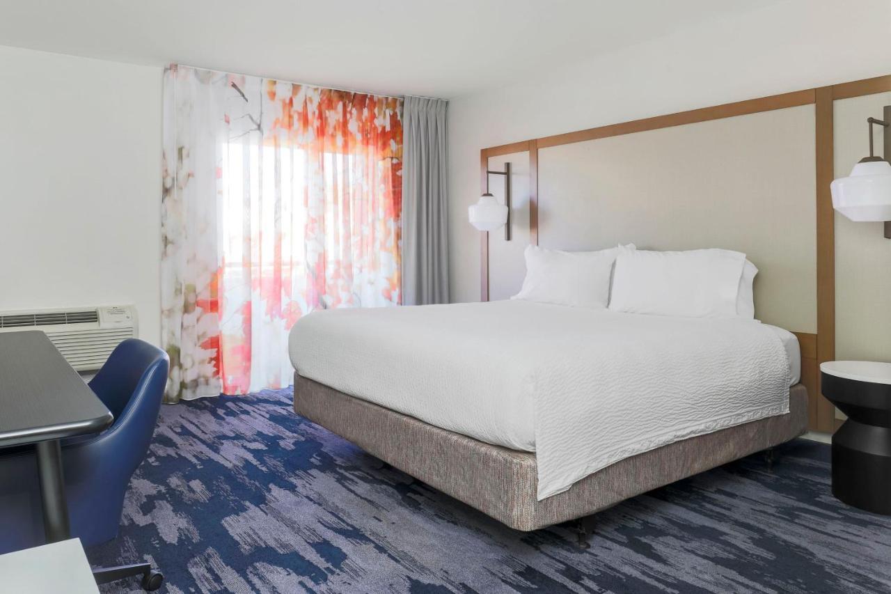 Hotel Fairfield And By Marriott Airport