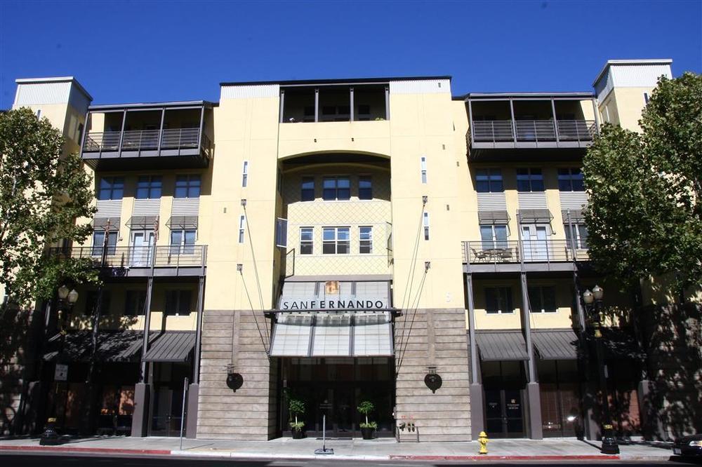 Oakwood 101 San Fernando