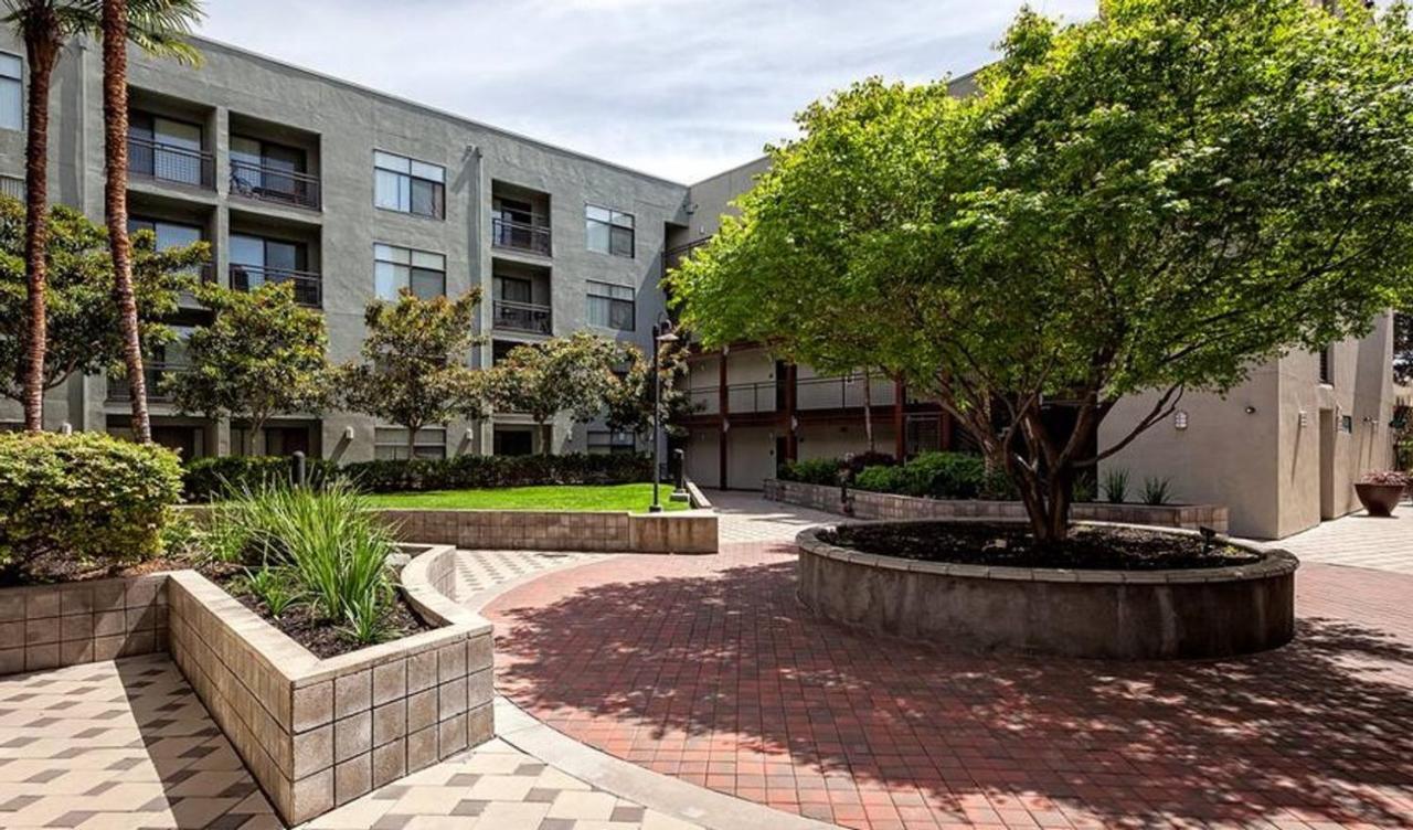 Apartment 2br W Gym Wd Pool Nr Caltrain Sfo-921