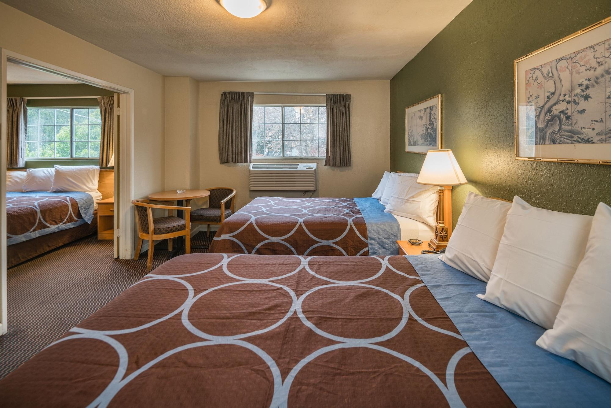 Rose Garden - Airport Hotel San Jose